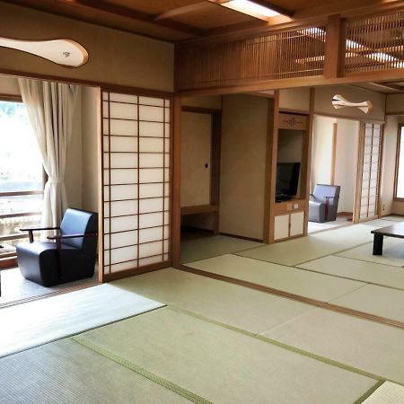 Atami Kinjokan Exterior photo